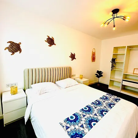 Amos Apartment-ultracentral-free Parking *