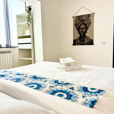 Amos Apartment-ultracentral-free Parking *