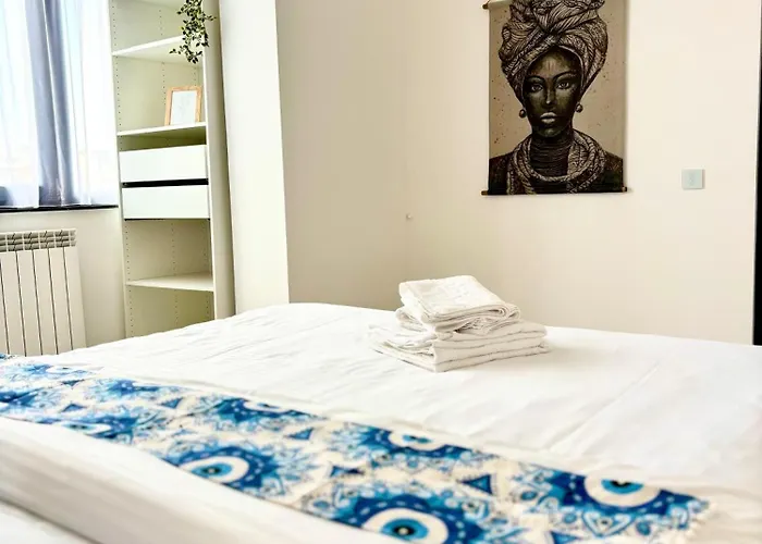 Amos Apartment-ultracentral-free Parking *